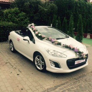 Прокат автомобіля на весілля