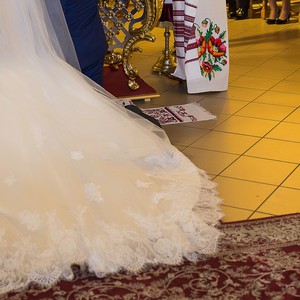 Продам весільне плаття зі шлейфом, фото 17