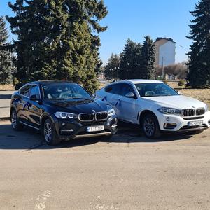 BMW X6 чорного і білого кольору