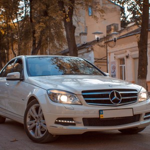 Білий Mercedes-Benz кортеж, фото 2