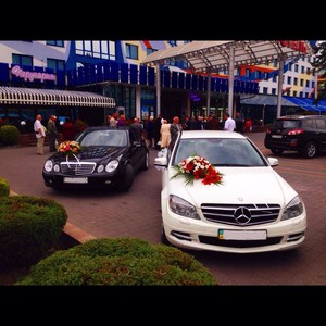 Білий Mercedes-Benz кортеж, фото 7