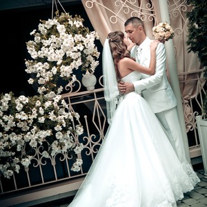Весільна сукня зі шлейфом, фото 2