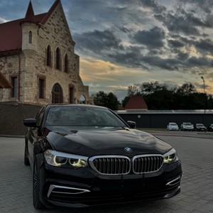 Автомобіль для весілля