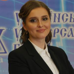Ведущая Аля Коваленко