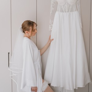 Продам весільну сукню, фото 4