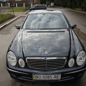 Автомобиль кортеж Mercedes-Benz e-class