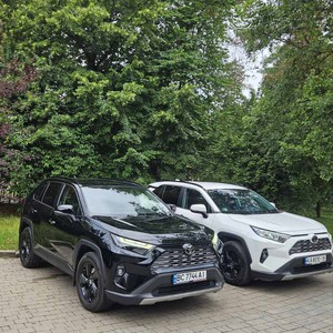 Джип Toyota RAV4 кортеж на весілля (є пара)