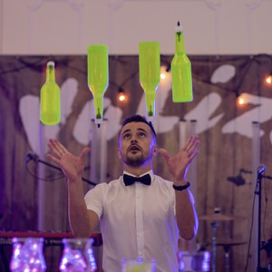 бармен шоу барфест