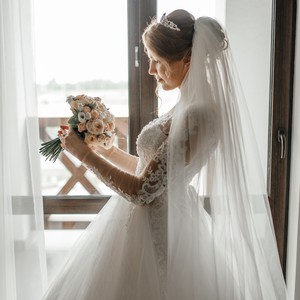 Продам весільну сукню Маxima 2020