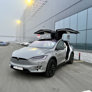 Tesla Mode X, фото 1
