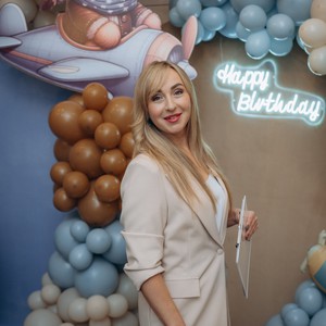 Ведуча, фото 3