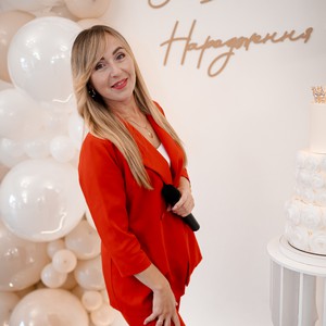 Ведуча, фото 4