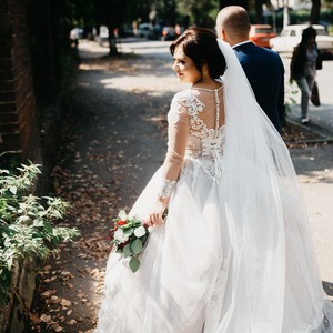 НЕВІНЧАНА весільна сукня, фото 3