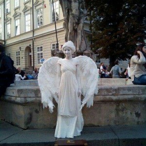 Живі скульптури, ангели для зустрічі молодих Ангел, фото 5