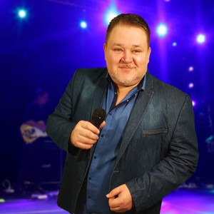 Руслан Гарькавый (Без Фальши), вокалист, DJ.