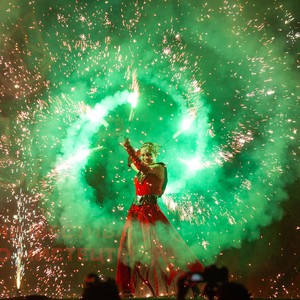 Шоу вогню та світла Terra Flamma