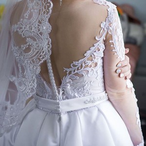 Весільна сукня  вишукана