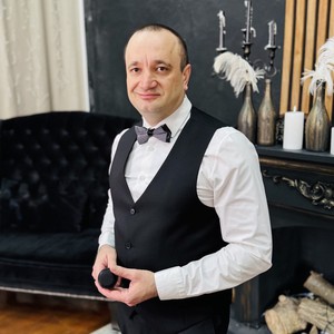 Чорнокнижний Петро