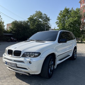 BMW X5 IS