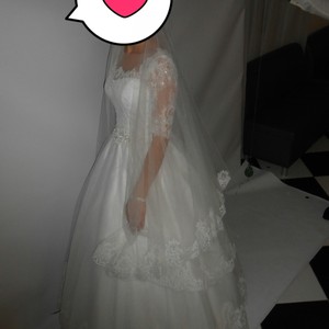 Чудова весільна сукня !!!