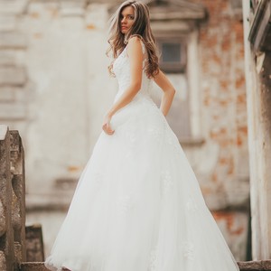 Весільня сукня бренду Naviblue