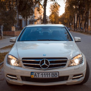 Білий Mercedes-Benz кортеж, фото 5
