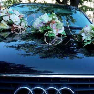 Чорна Audi A6 автокортеж весільне авто