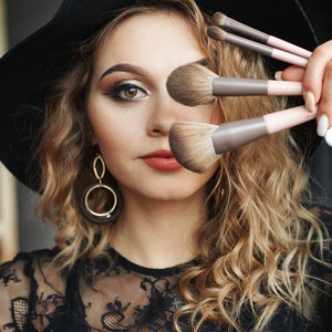 Makeup artist Zoriana Gerich